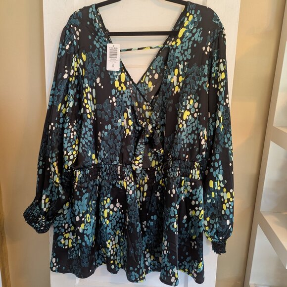 Torrid Satin Brushed Rain Dot Graphic Long Sleeve Top w/Cut-out Back - 4X/26 - Picture 7 of 11